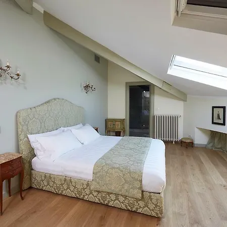 Villa Platamone *