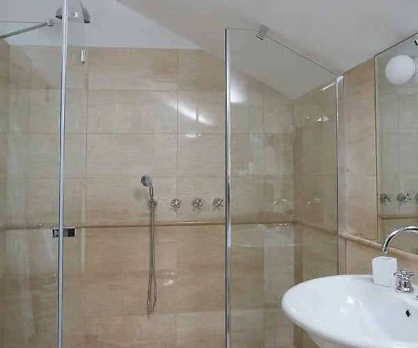 Platamone וילה קומו