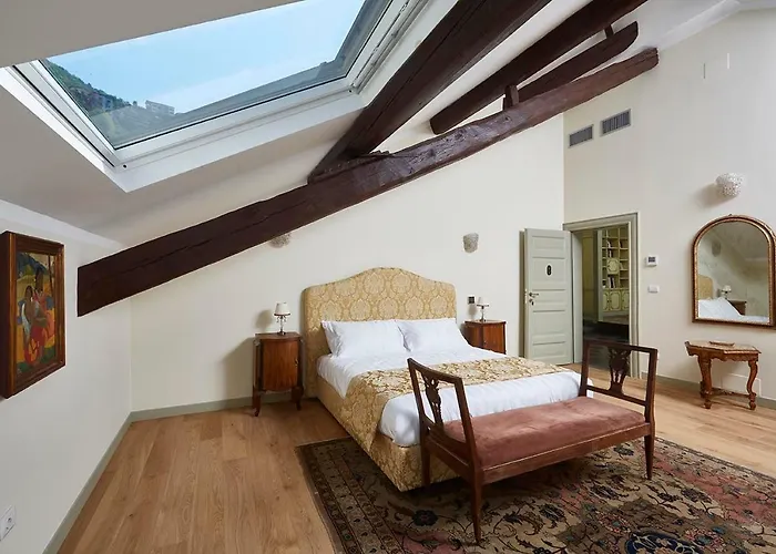 וילה Platamone *